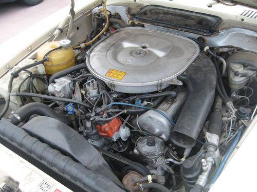 1984 Mercedes-Benz 380SL Base Convertible 2-Door 3.8L, image 10