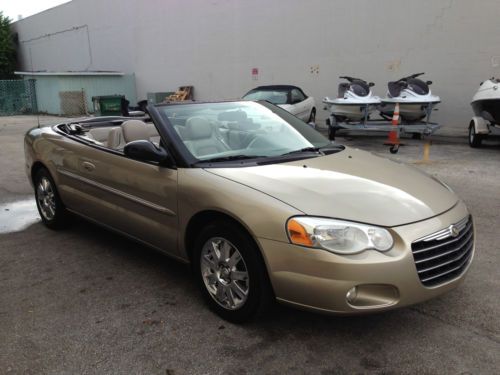 2004 Chrysler Sebring Limited Convertible, image 2