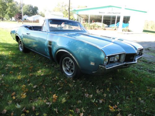 Oldsmobile 442 convertible 4-speed manual transmission