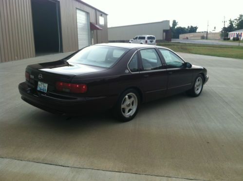 1995 Impala SS, low miles, one owner, super clean, LT1 V8, dark cherry!, image 5