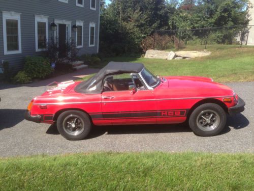 No reserve!!  1976 mgb convertible, 4-bolt su carbs, oil cooler, drive away!!