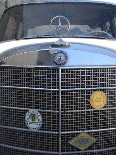 Classic Mercedes 190D (1964), image 6