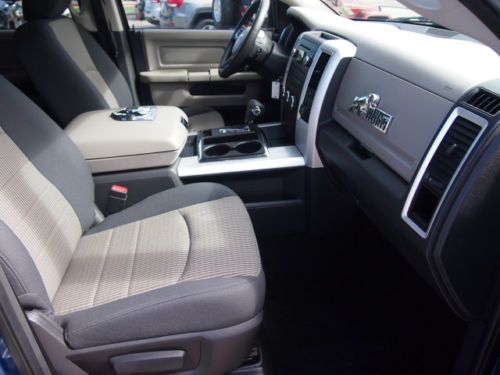 SLT Big Horn 5.7LHEMI Automatic Tonneau Cover Tow package Crew Cab Clean 4x2, image 9