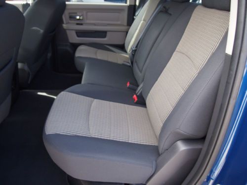 SLT Big Horn 5.7LHEMI Automatic Tonneau Cover Tow package Crew Cab Clean 4x2, image 14