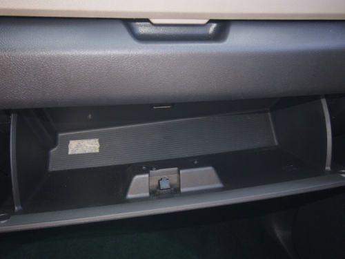 SLT Big Horn 5.7LHEMI Automatic Tonneau Cover Tow package Crew Cab Clean 4x2, image 30