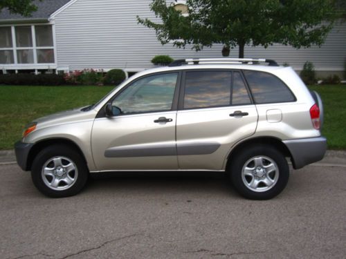 2003 Toyota RAV4 Base Sport Utility 4-Door 2.0L, image 14