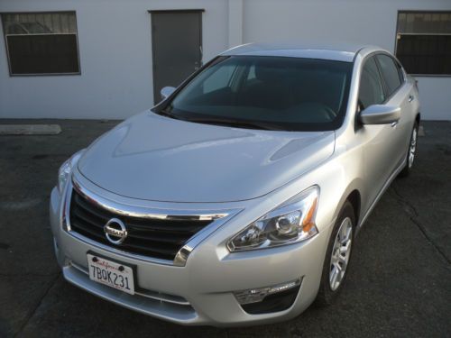2013 nissan altima s 5k miles 16,495 clean title warranty