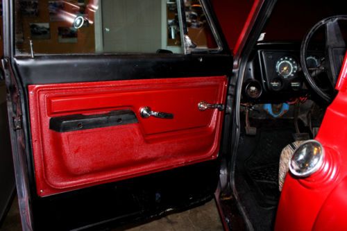 Fresh 350ci, Fresh 350 Turbo, 22" Steelie's, New Tires, CD Player, New Interior, image 10