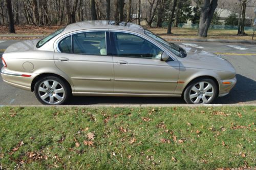 2004 jaguar x-type base sedan 4-door 3.0l