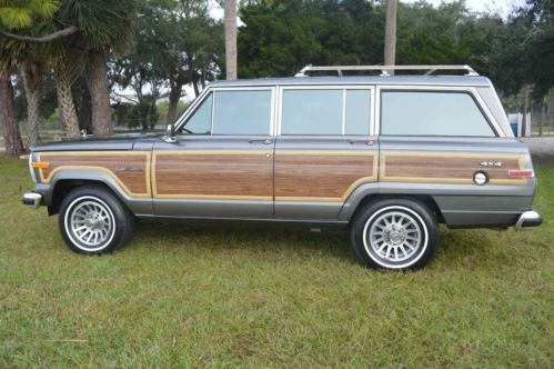 1990 jeep grand wagoneer base sport utility 4-door 5.9l