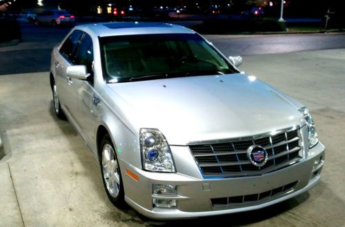 Cadillac sts 2008 awd moonroof silver loaded leather interior   **must see***
