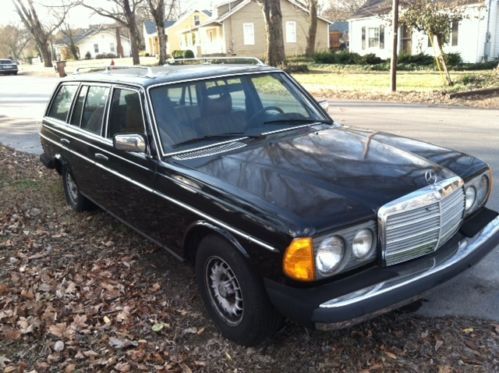 1980 mercedes 300 td wagon for sale, wvo converted, needs engine