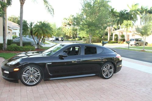 2011 porsche panamera base hatchback 4-door 3.6l