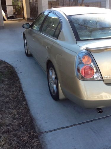 2002 Nissan Altima SE Sedan 4-Door 3.5L, image 7