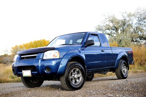 2004 nissan frontier xe extended cab pickup 2-door 3.3l