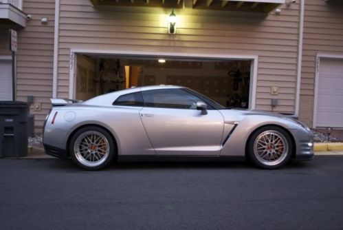 2012 nissan gt-r gtr premium super silver *low miles, warranty*