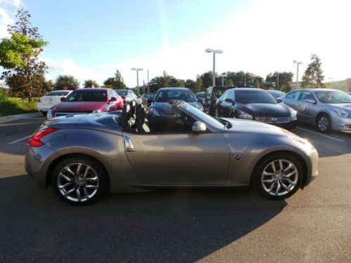 Touring Manual Convertible 3.7L CD BLACK LEATHER SEAT TRIM Rear Wheel Drive A/C, US $28,000.00, image 9