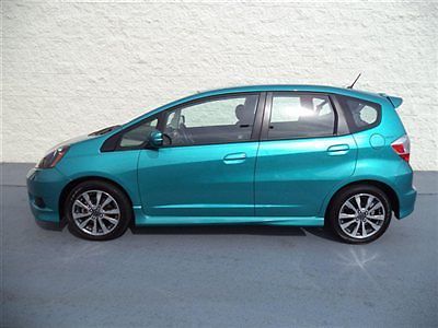 2013 honda fit sport 4door  alloy wheels automatic