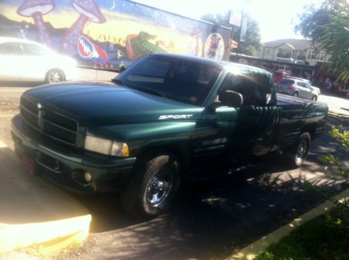 2000 1500 dodge ram sport edition quad cab (excellant condition)