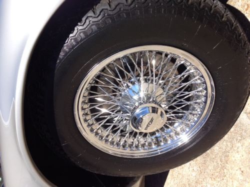 1974 Jaguar E-Type V12 Silver Roadster Convertible, image 5