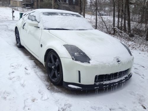 2003 nissan 350z track coupe 2-door 3.5l