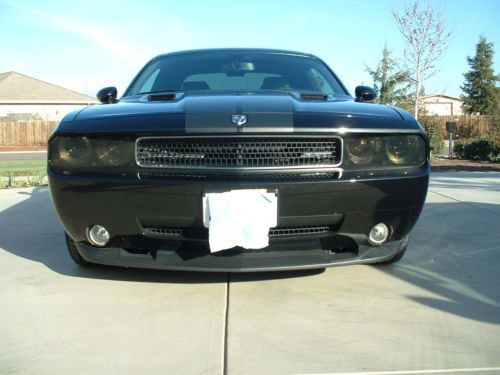 2008 dodge challenger srt-8