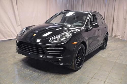 2013 porsche cayenne gts