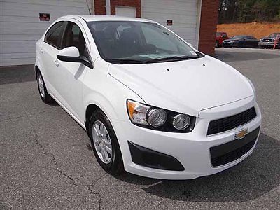 Chevrolet sonic lt new 4 dr sedan automatic gasoline 1.8l l4 mpi dohc 16v summit