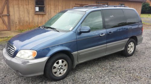 Cheapest kia sedona on ebay runs and drives but it&#039;s not pretty