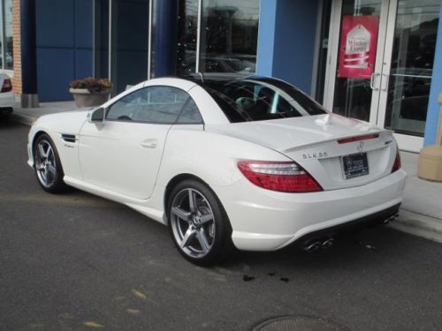 SLK55 AMG?® Convertible 5.5L CD Multimedia Package Convertible HardTop Spoiler, US $63,885.00, image 6