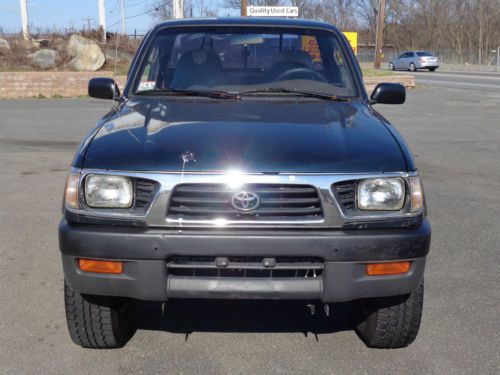 1995 toyota tacoma dlx standard cab pickup 2-door 3.4l