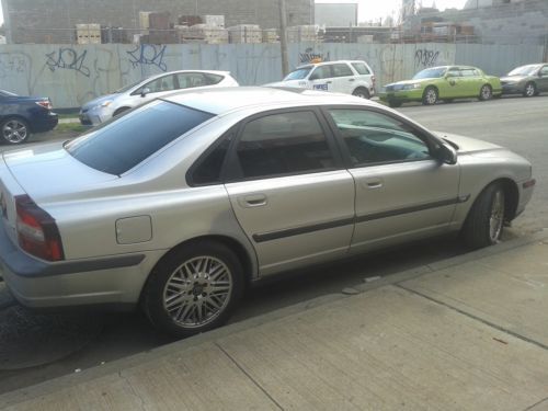 2001 volvo s80 2.9 sedan 4-door 2.9l
