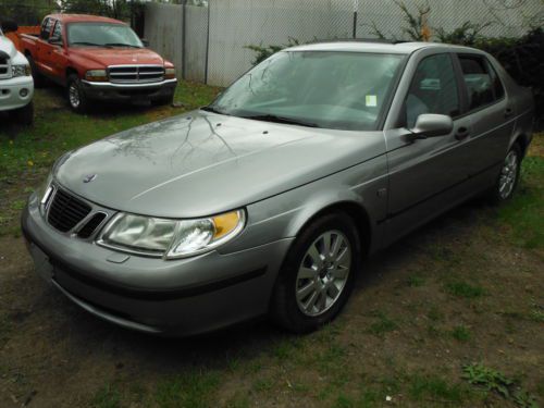 2003 saab 9-5 turbo 4door with powermoonroof 2.3liter4cyl w/coldairconditioning