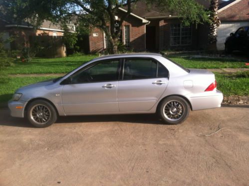 2003 mitsubishi lancer es sedan 4-door 2.0l