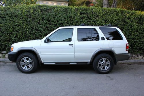 2001 nissan pathfinder se sport utility 4-door 3.5l