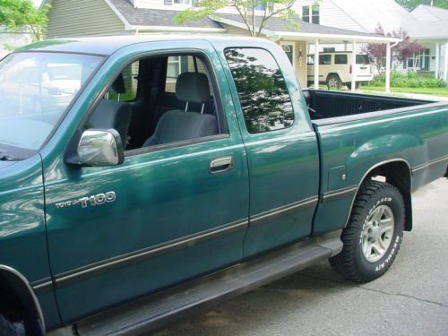 Toyota t100 truck!  ext cab 4x4 w/6 cyl. engine that will run forever!