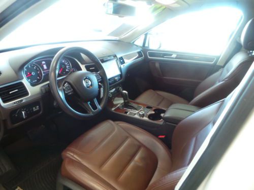 2012 Volkswagen Touareg TDI Lux Sport Utility 4-Door 3.0L, US $39,500.00, image 4
