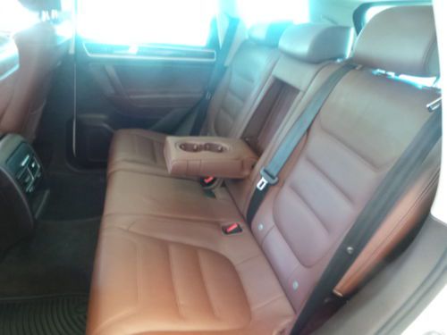 2012 Volkswagen Touareg TDI Lux Sport Utility 4-Door 3.0L, US $39,500.00, image 10