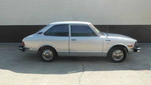 1974 toyota corolla base  2-door 1.6l