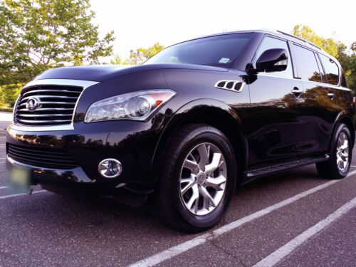 2011 infiniti qx56 base sport utility 4-door 5.6l mint low mileage!!!