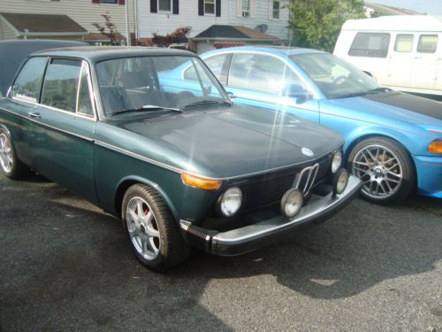 1975 bmw 2002 base coupe 2-door 2.0l