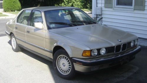 1992 bmw 7 series (same model car john candy drove in cannonball run 3!) rare!