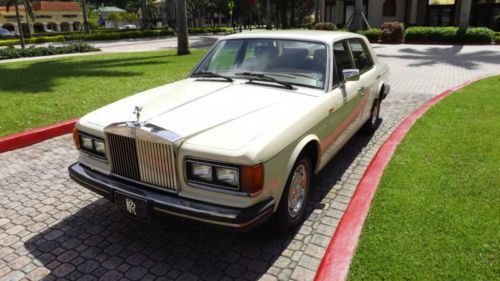 Gorgeous rolls-royce silver spirit magnolia with biscuit hydes 1981