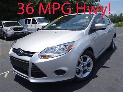 Ford focus se low miles 4 dr sedan automatic gasoline 2.0l ecoboost ingot silver