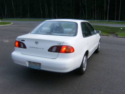 1998 toyota corolla le sedan low low miles only 14k original miles