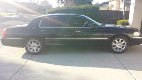 2007 Lincoln Town Car Executive L Sedan 4-Door 4.6L Limo, image 2