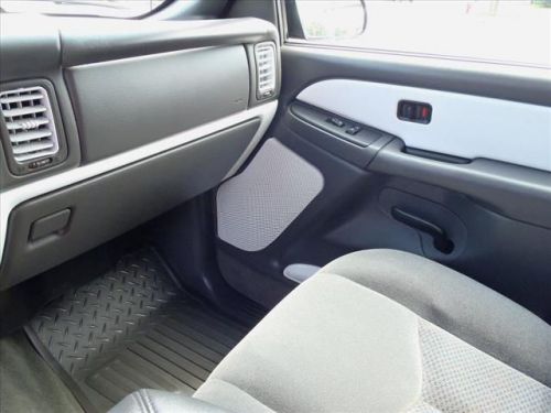 2004 Chevrolet Silverado 1500, US $17,800.00, image 2