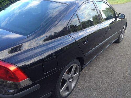 2004 volvo s60 r