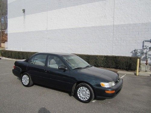 1997 toyota corolla low miles clean...