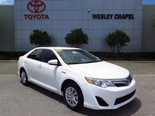 2012 toyota camry hybrid le